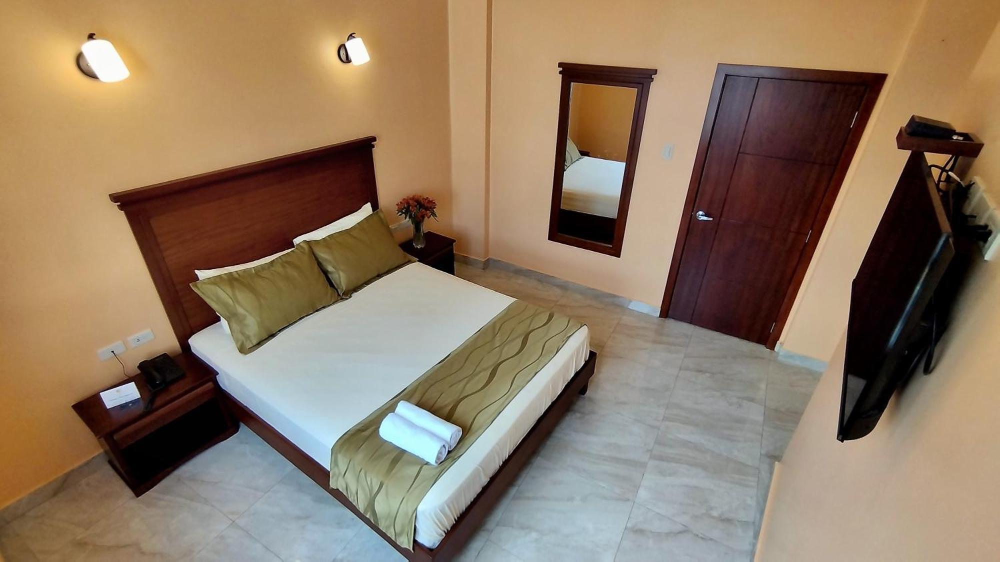 Hostal California Inn Guayaquil Dış mekan fotoğraf