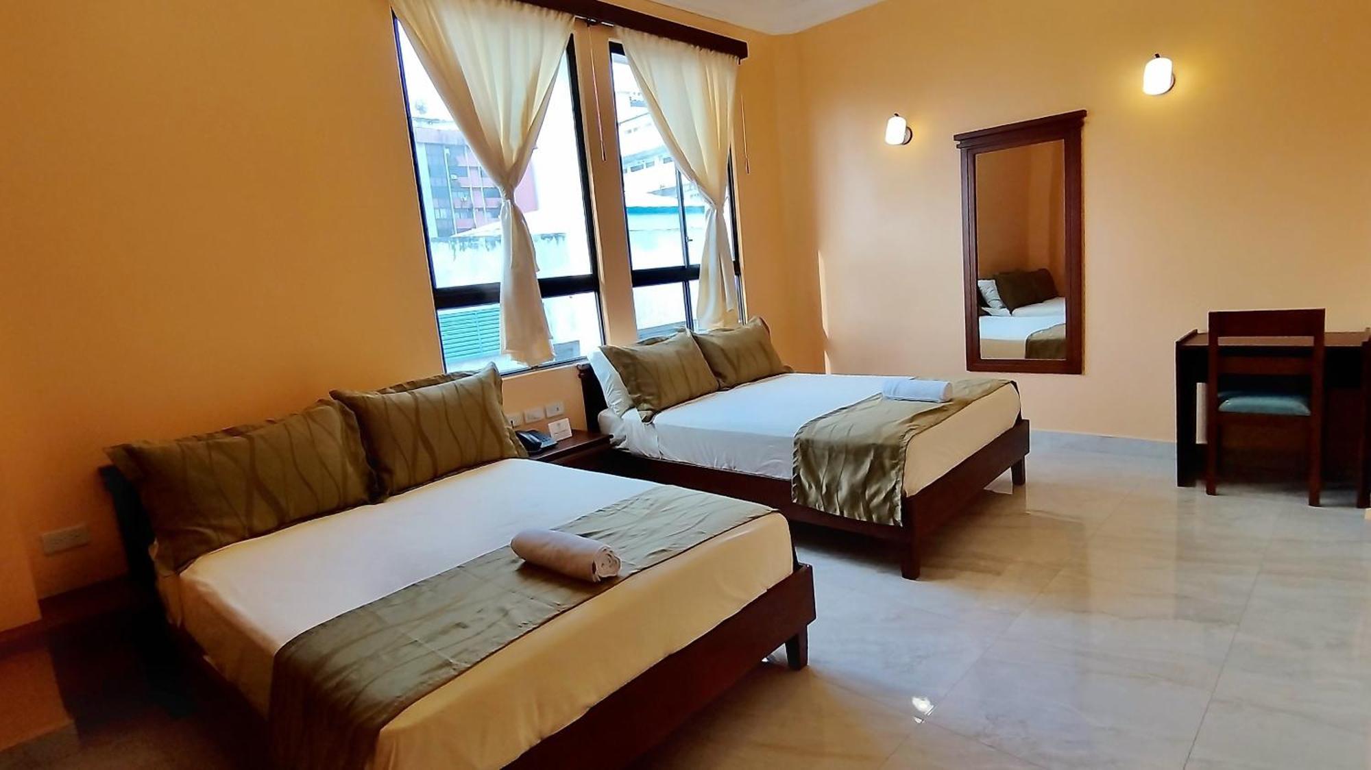 Hostal California Inn Guayaquil Dış mekan fotoğraf
